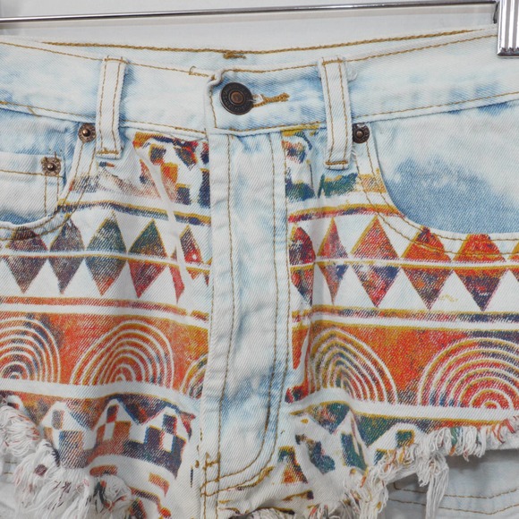 Signature 8 Multicolor Printed Boho High Rise Cut-Off Jean Short Size S - Picture 3 of 11